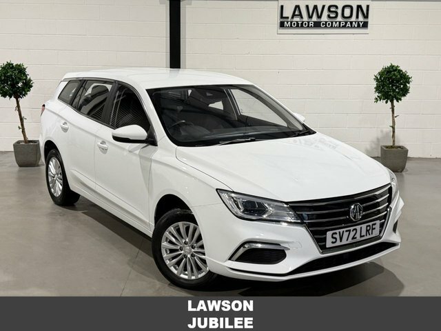 MG MG5 61.1Kwh Excite Long Range Estate White