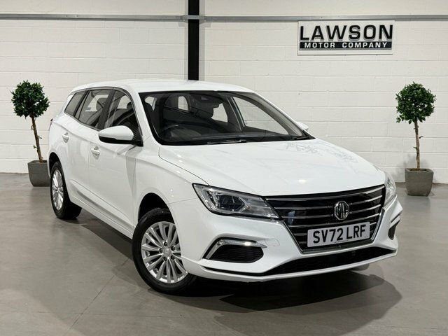 MG MG5 61.1Kwh Excite Long Range Estate White #6