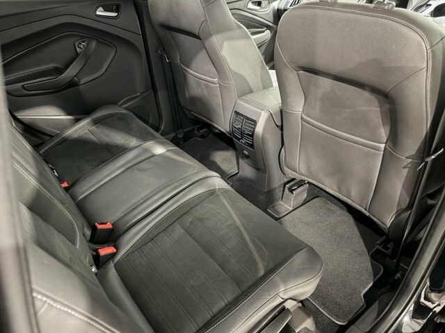 Ford Kuga 2.0 Tdci St-line X Suv Powershift Awd E Black #4