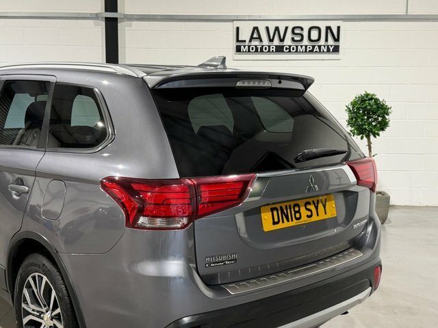 Mitsubishi Outlander Outlander 2.0 Phev Gx5h Red #31