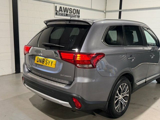Mitsubishi Outlander Outlander 2.0 Phev Gx5h Red #42