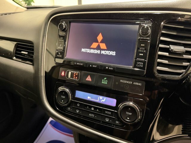 Mitsubishi Outlander Outlander 2.0 Phev Gx5h Red #18