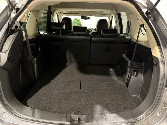 Mitsubishi Outlander Outlander 2.0 Phev Gx5h Red #40