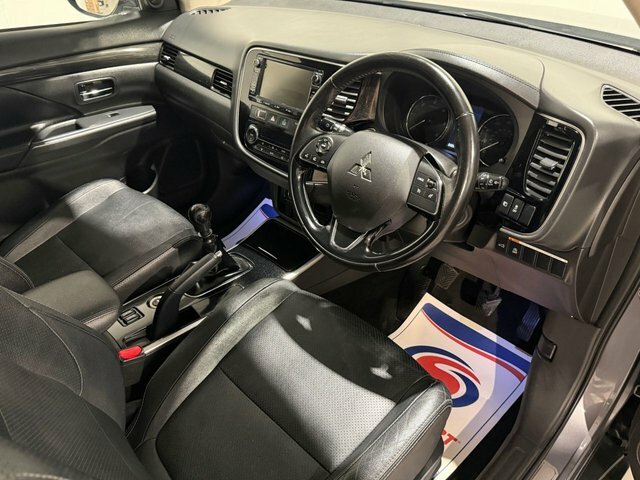 Mitsubishi Outlander Outlander 2.0 Phev Gx5h Red #9
