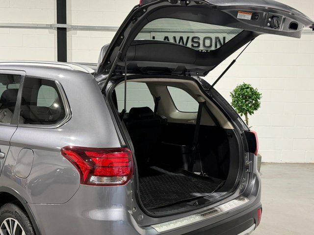 Mitsubishi Outlander Outlander 2.0 Phev Gx5h Red #38
