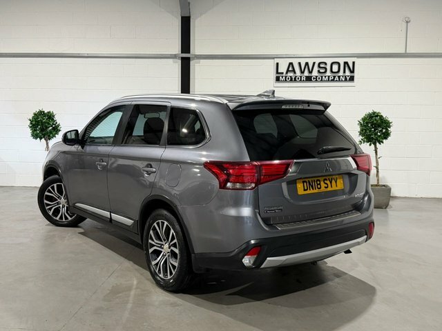 Mitsubishi Outlander Outlander 2.0 Phev Gx5h Red #33