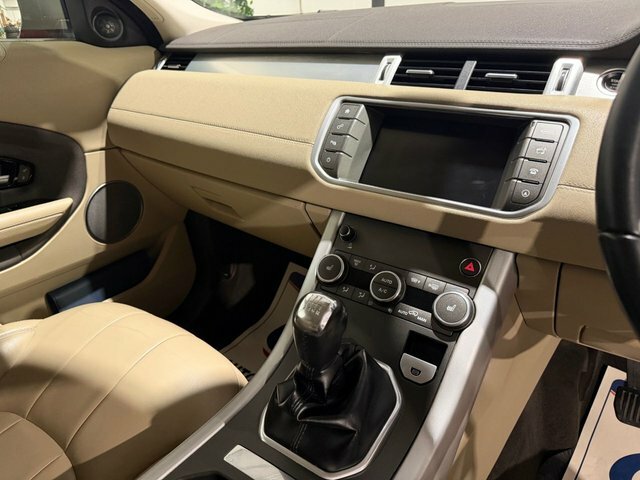 Land Rover Range Rover Evoque 2.0 Td4 Se Tech 177 Bhp White #10