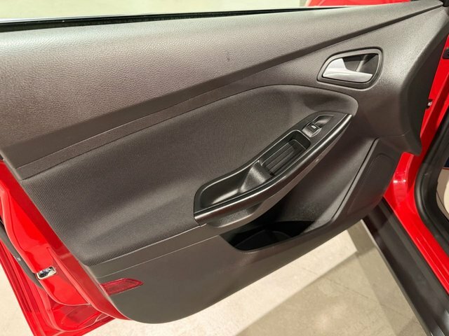 Ford Focus 1.0 Ecoboost 125 Bhp Zetec Navigator #43