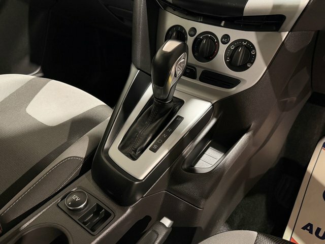 Ford Focus 1.0 Ecoboost 125 Bhp Zetec Navigator #9