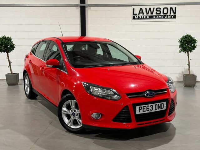 Ford Focus 1.6 Zetec Hatchback Powershift Euro 5 Red #4