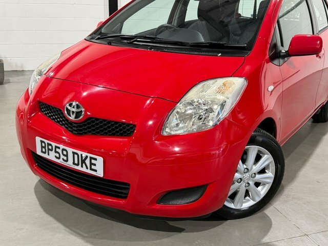 Toyota Yaris  Grey #34