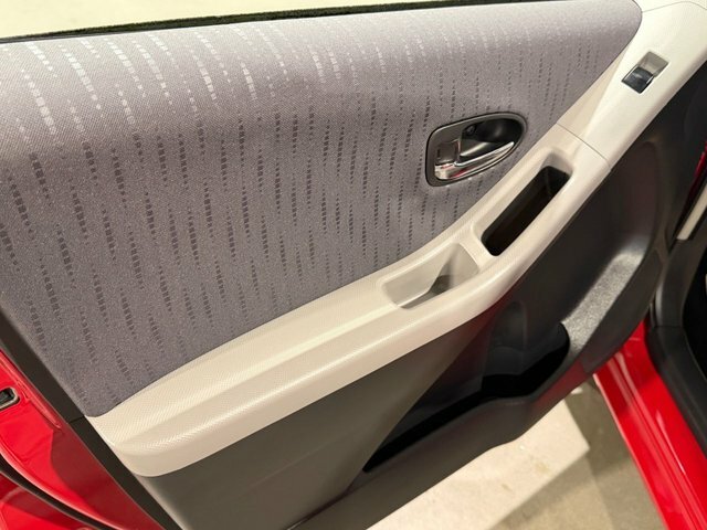 Toyota Yaris  Grey #38