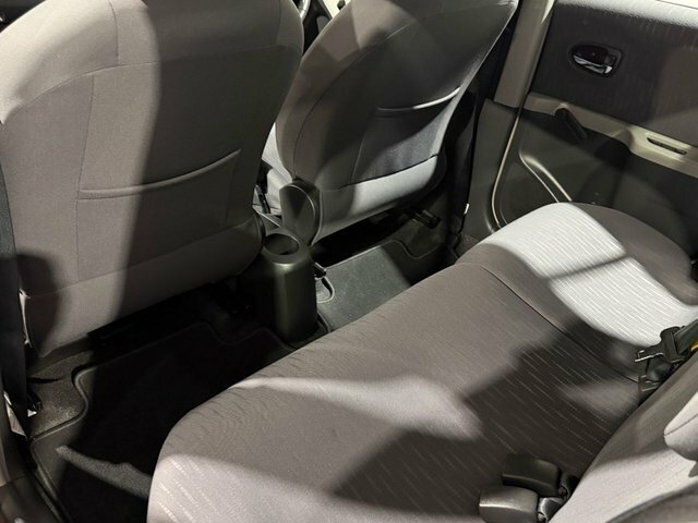 Toyota Yaris  Grey #40
