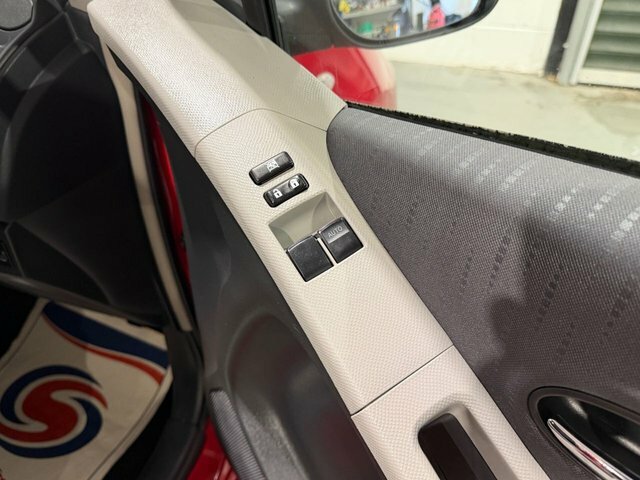Toyota Yaris  Grey #20
