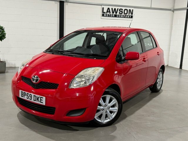 Toyota Yaris  Grey #30