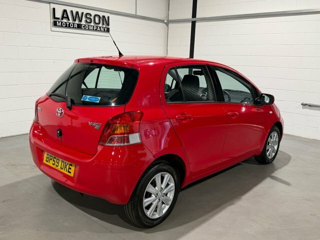 Toyota Yaris  Grey #17