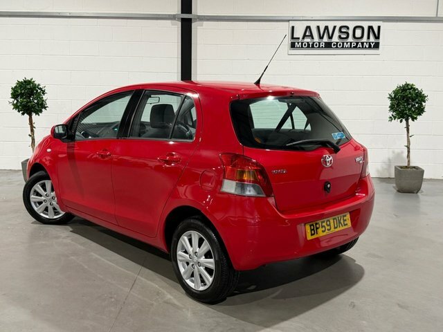 Toyota Yaris  Grey #42