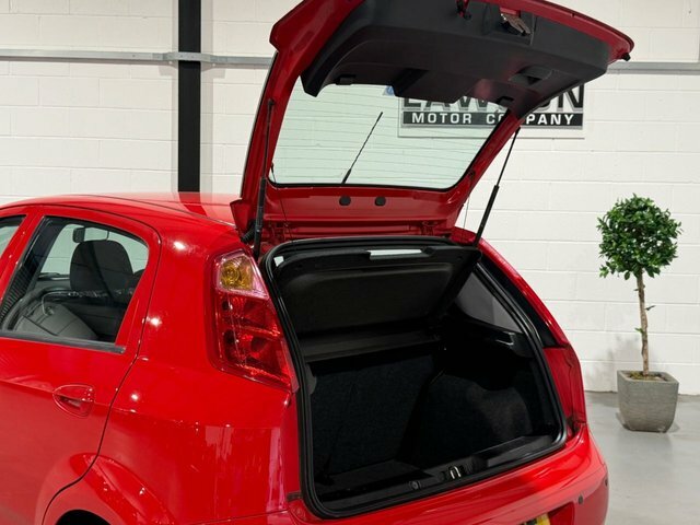Fiat Punto Punto Easy Grey #31