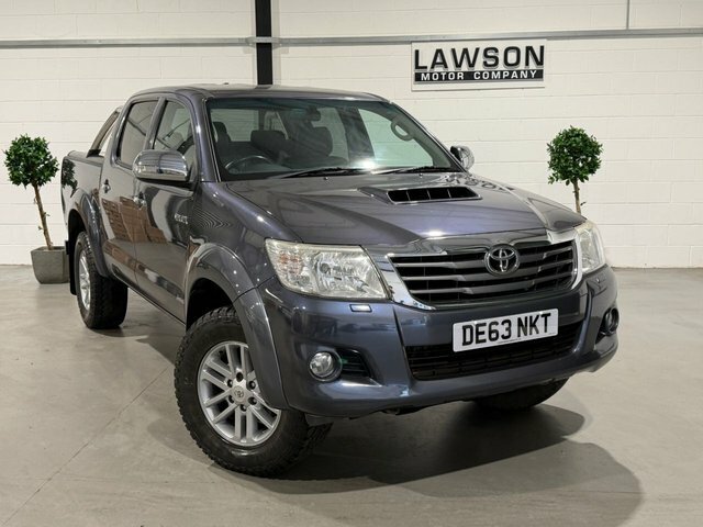 Toyota HILUX Invincible 4X4 D-4d Dcb Black #19