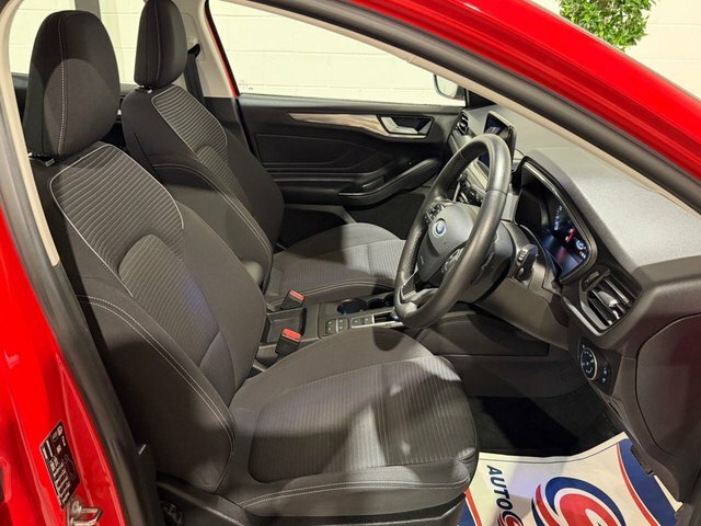 Ford Focus 1.0T Ecoboost Titanium Estate Euro Red #2