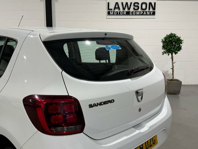 Dacia Sandero 0.9 Laureate Tce 90 Bhp Silver #21
