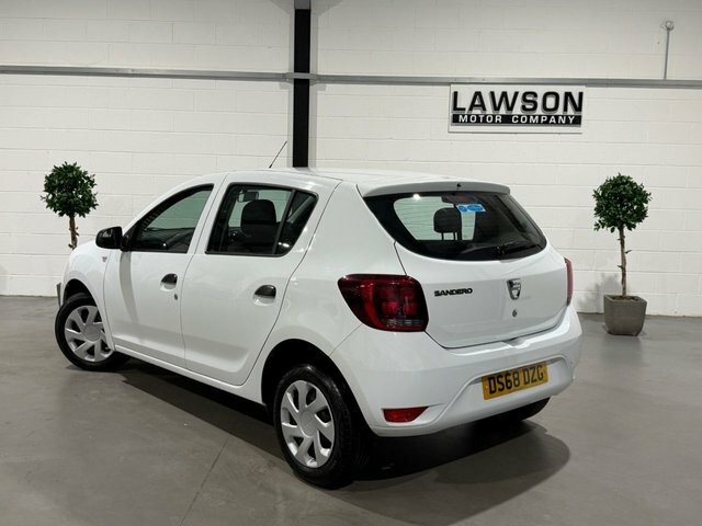 Dacia Sandero 0.9 Laureate Tce 90 Bhp Silver #33