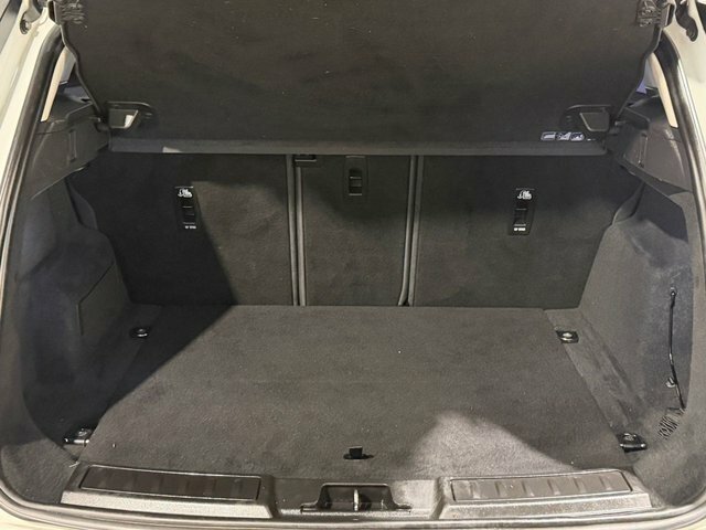 Land Rover Range Rover Evoque 2.0 P200 Hse Silver #40