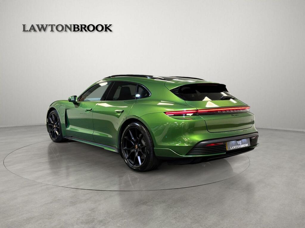 Porsche Taycan Performance Plus 93.4Kwh Sport Turismo Rwd Green #4