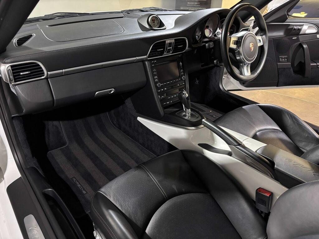 Porsche 911 3.8L 997 Carrera S Black #41