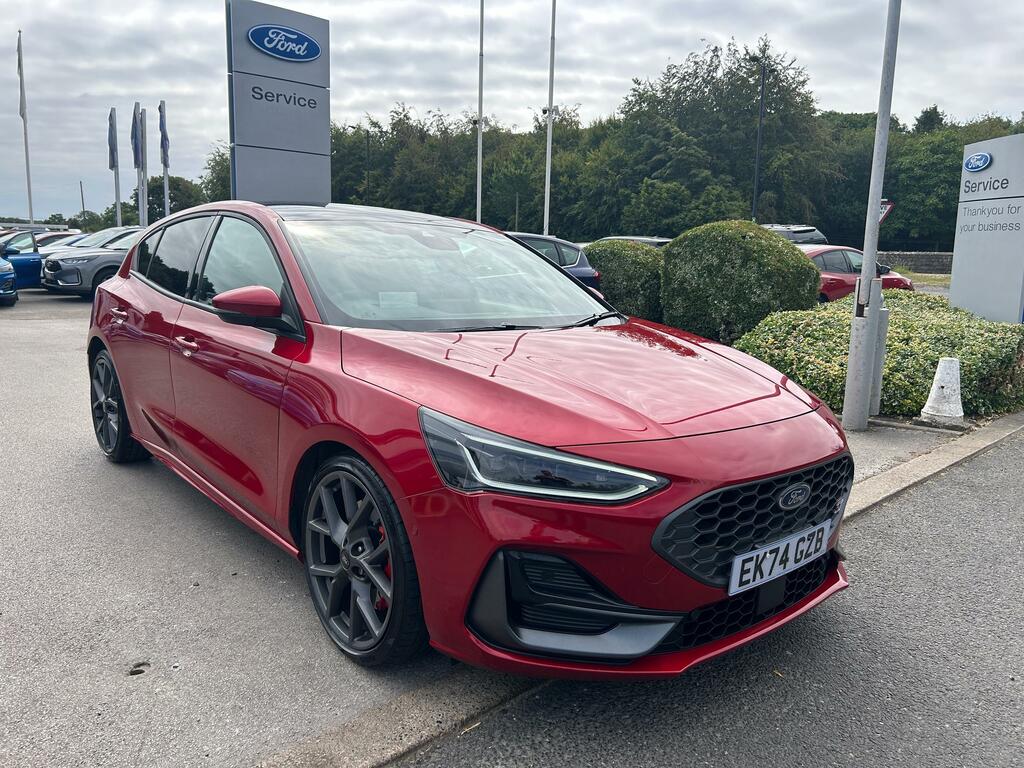 Ford Focus 2.3 St 280Ps Mega Spec Low Mileage Red
