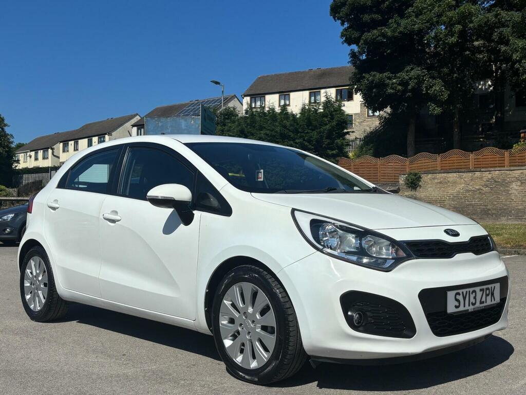 Kia RIO Hatchback 1.25 2 Euro 5 201313 White #3