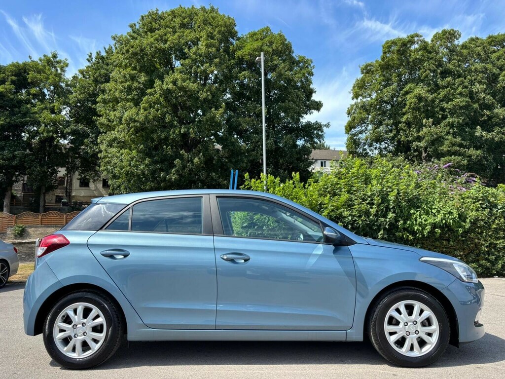 Hyundai I20 Hatchback 1.2 Blue Drive Se Euro 6 Ss 2016 Blue #4