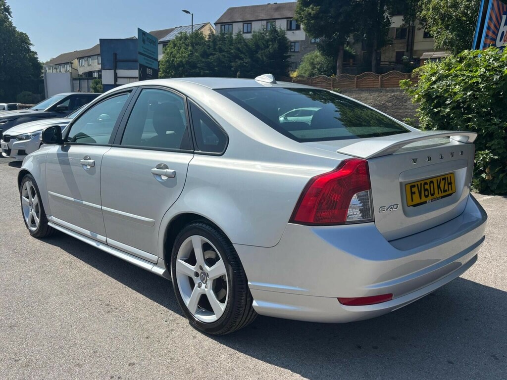 Volvo S40 Saloon 1.6 R-design Euro 4 201060 Silver #4