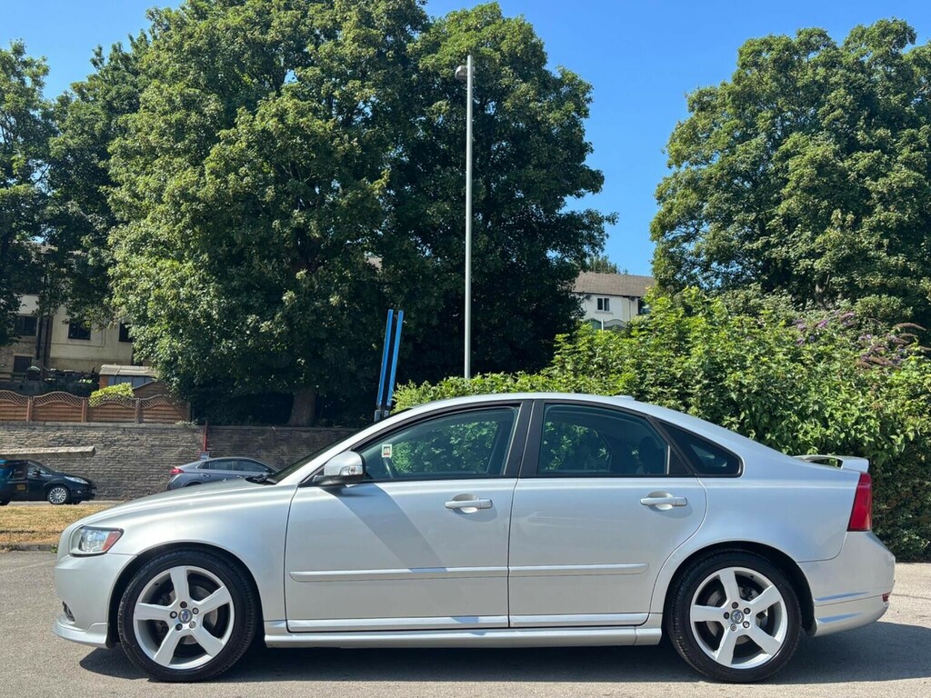 Volvo S40 Saloon 1.6 R-design Euro 4 201060 Silver #5