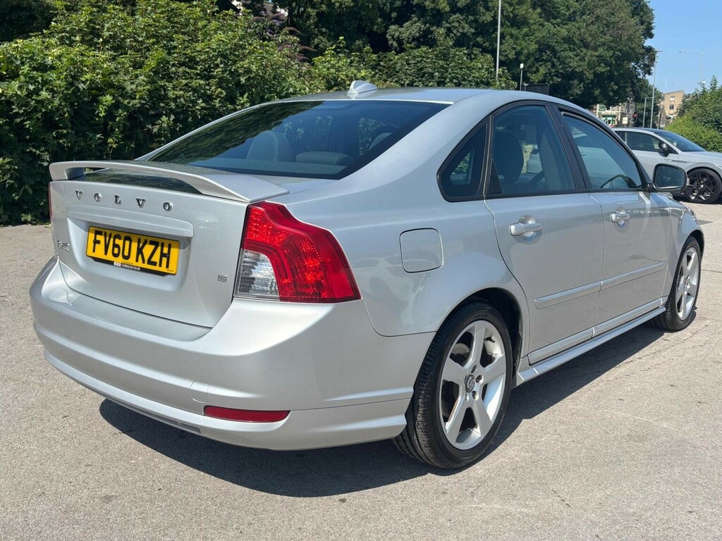 Volvo S40 Saloon 1.6 R-design Euro 4 201060 Silver