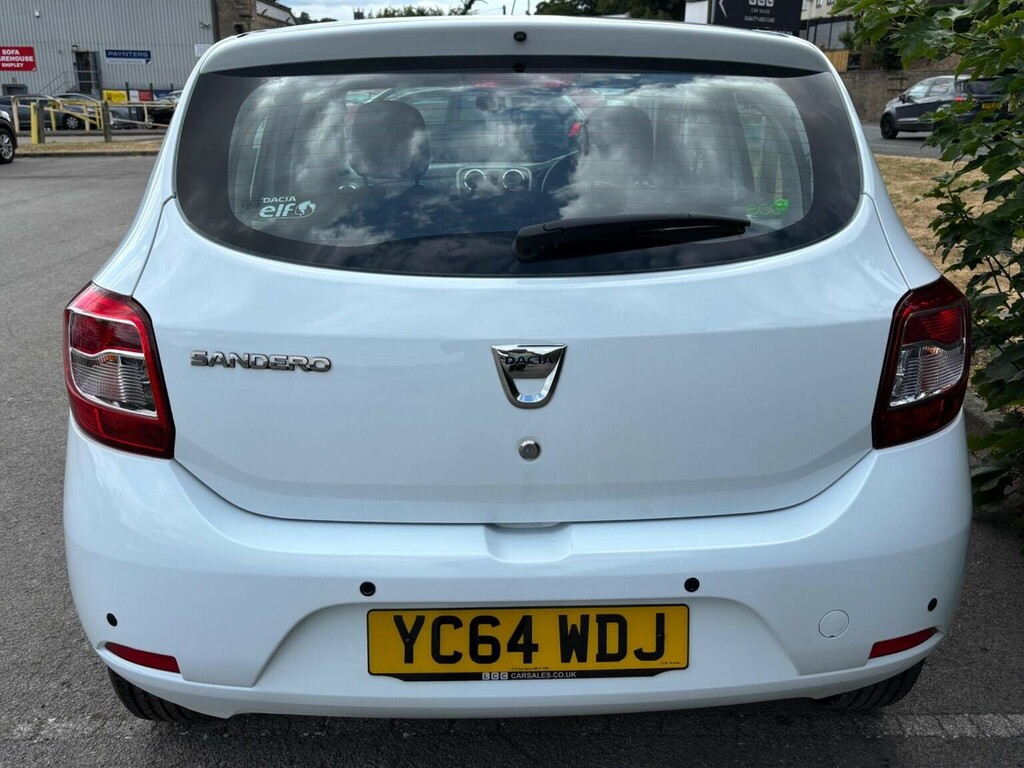 Dacia Sandero Hatchback 0.9 Tce Laureate Euro 5 201464 White #6