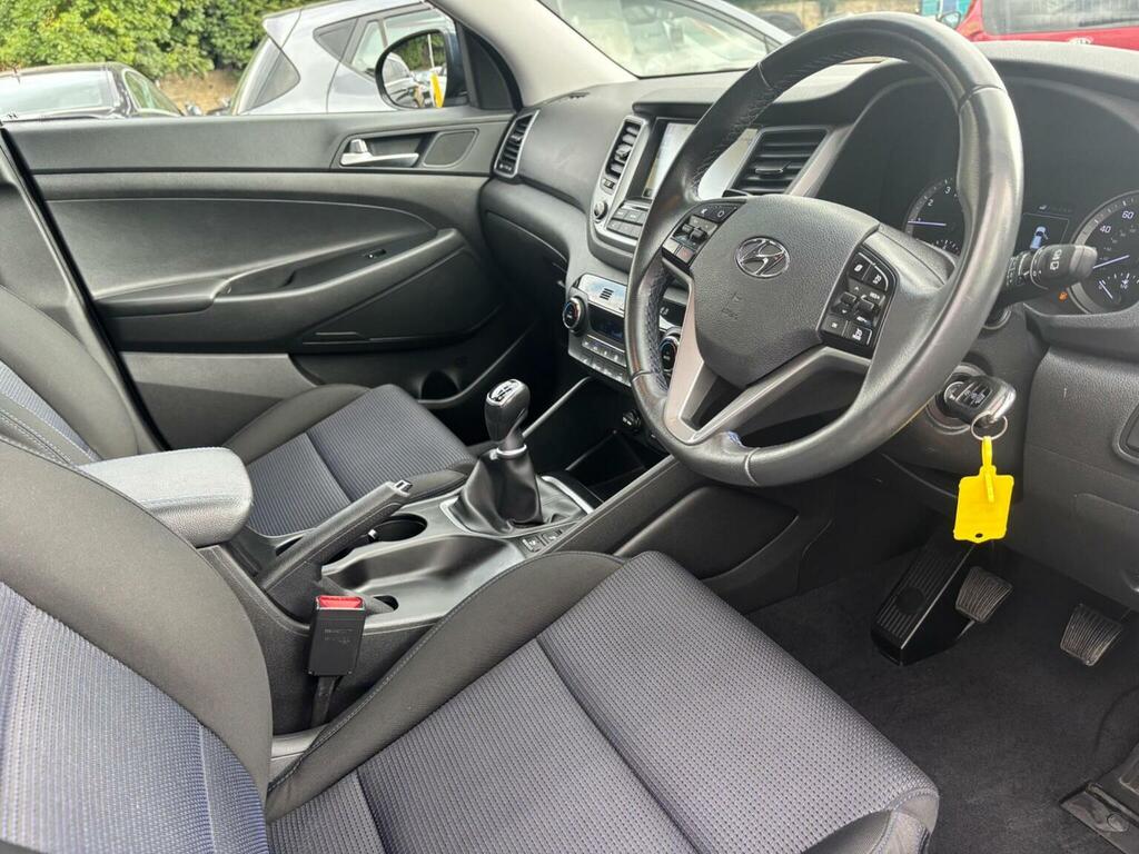 Hyundai Tucson Suv 1.6 Gdi Blue Drive Se Nav Euro 6 Ss 20 Blue #2