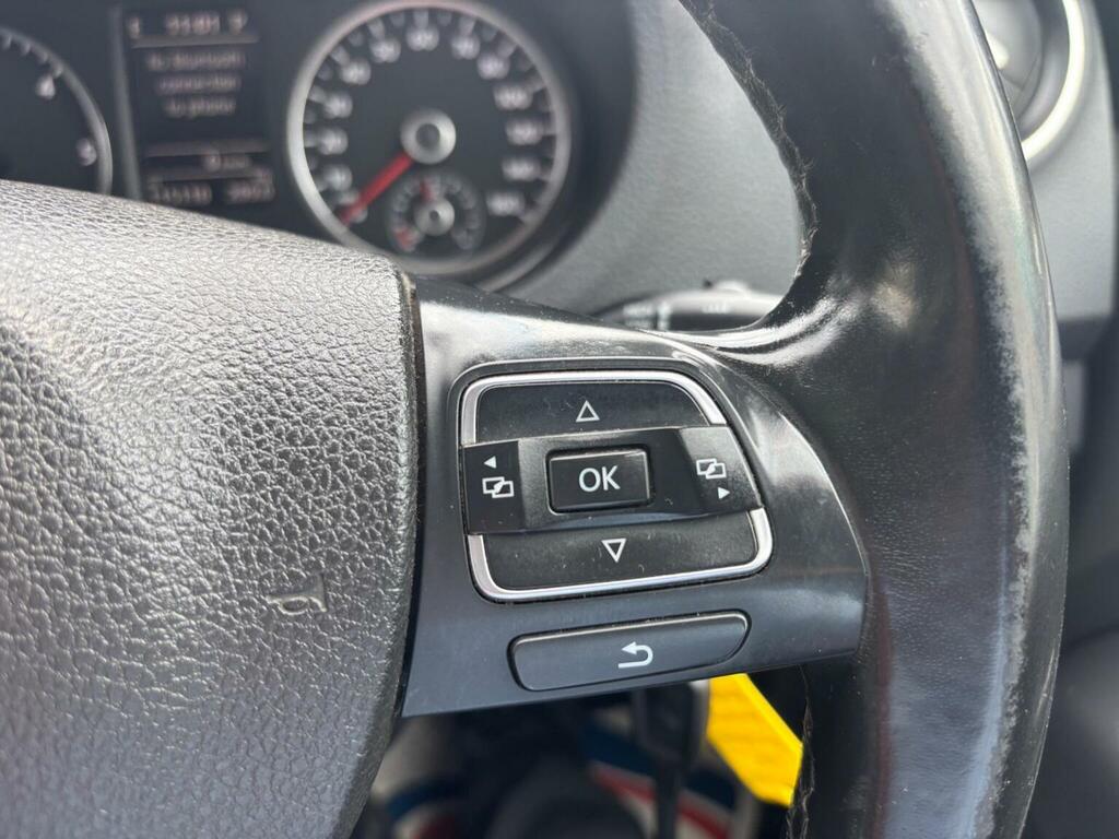 Volkswagen Amarok Black #27