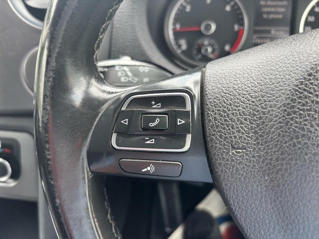 Volkswagen Amarok Black #26