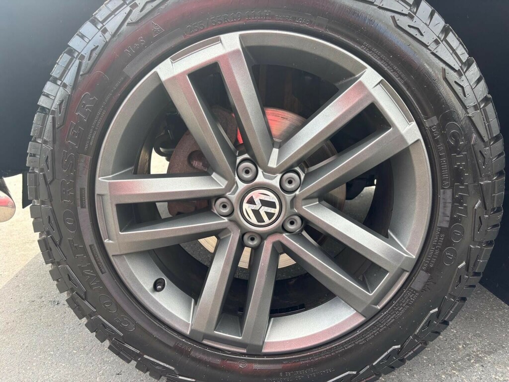 Volkswagen Amarok Black #15