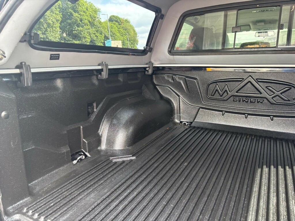Volkswagen Amarok Pickup 2.0 Bitdi Bluemotion Tech Highline 4Mo Black #6