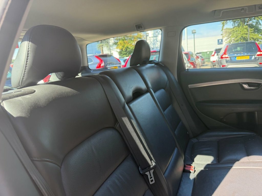 Volvo V70 2.5T Se Geartronic Euro Black #8