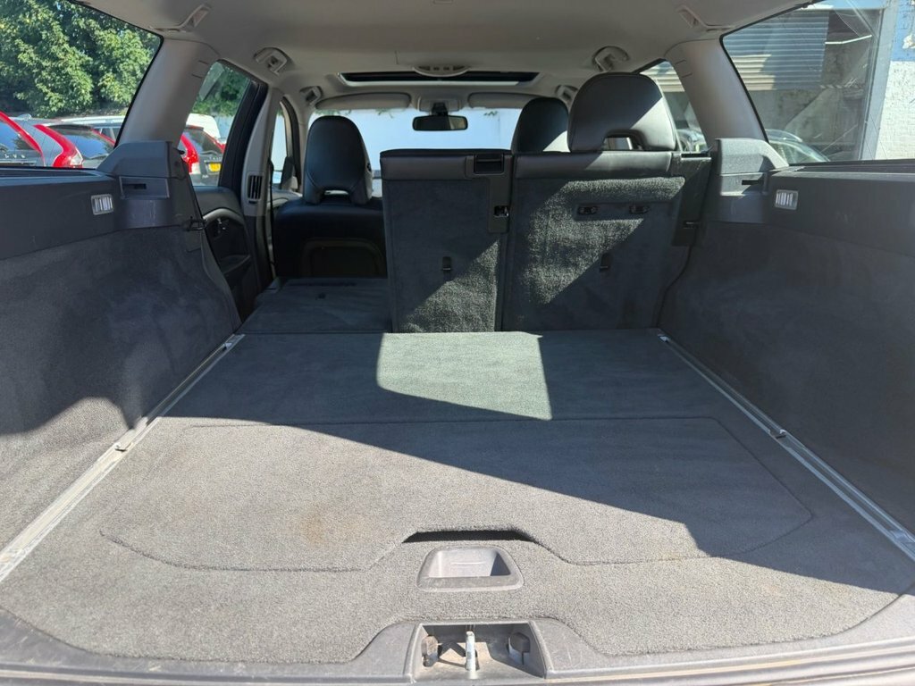 Volvo V70 2.5T Se Geartronic Euro Black #26