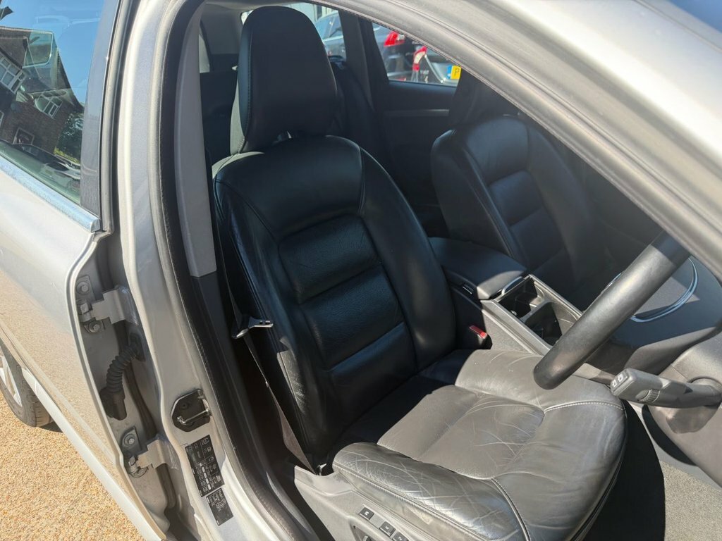 Volvo V70 2L Se Silver #4