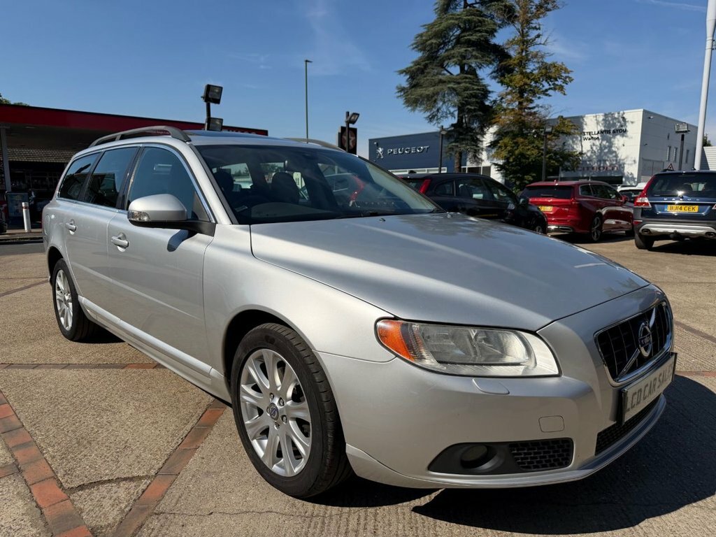 Volvo V70 2L Se Silver