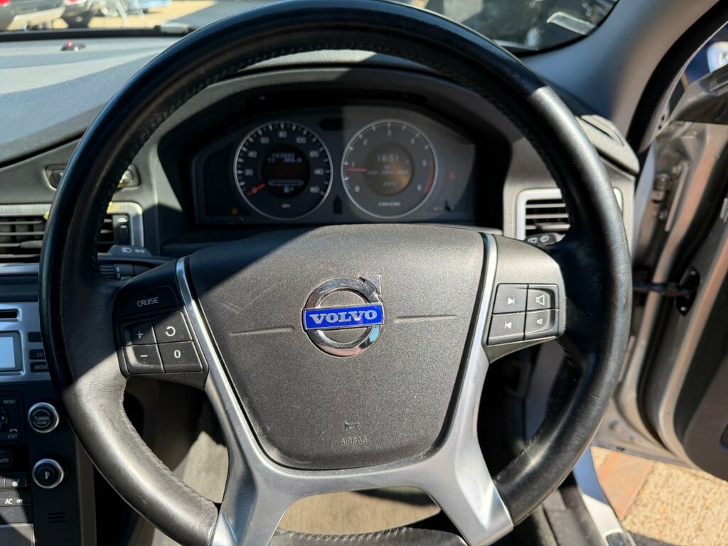 Volvo V70 2.5T Se Geartronic Euro Black #32