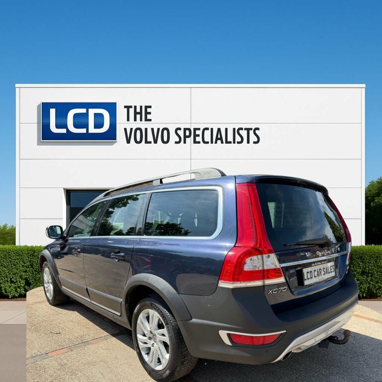 Volvo XC70 2.4L Se Nav Blue #2