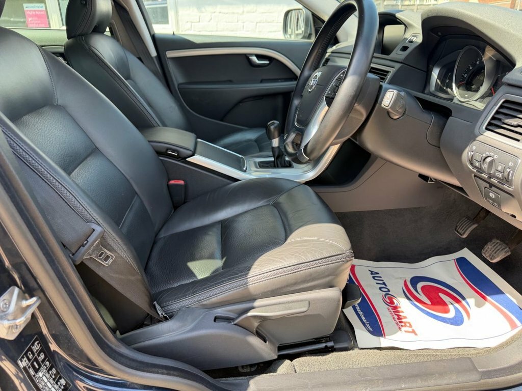 Volvo XC70 2.4L Se Nav Blue #6