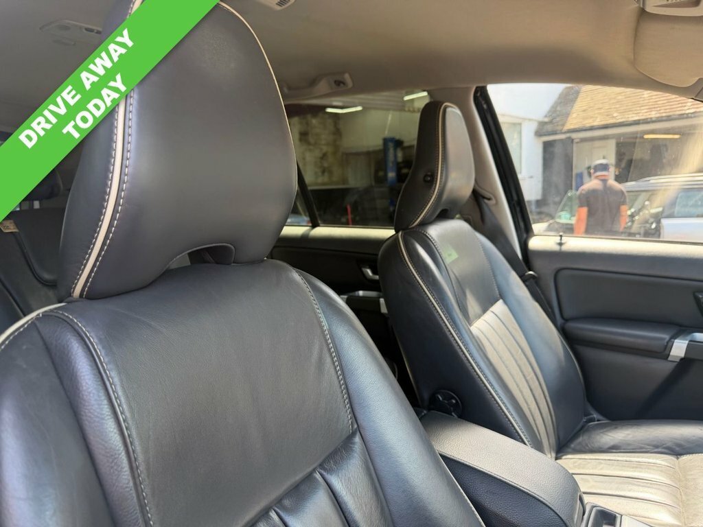 Volvo XC90 2.4L Se Lux KY64NNX Black #3
