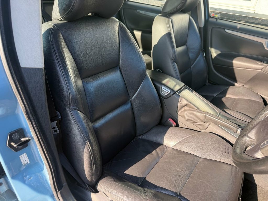 Volvo V70 2.4L Se Blue #2